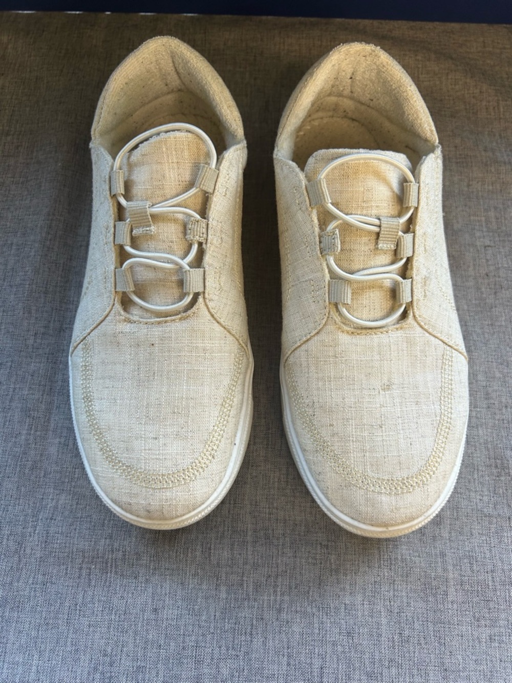 Men's Cream Canvas Slip-On Sneakers with Elastic Lacing